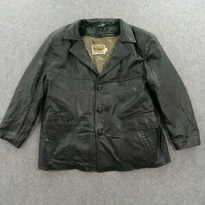 Very good pre-owned condition with no flaws.  Please note that some items may ha